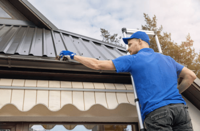 gutter cleaning in oakland